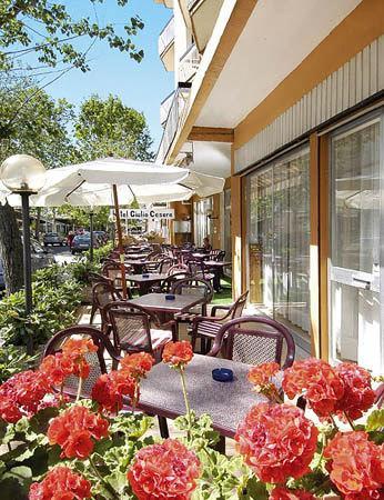 Hotel Giulio Cesare Каттолика Экстерьер фото